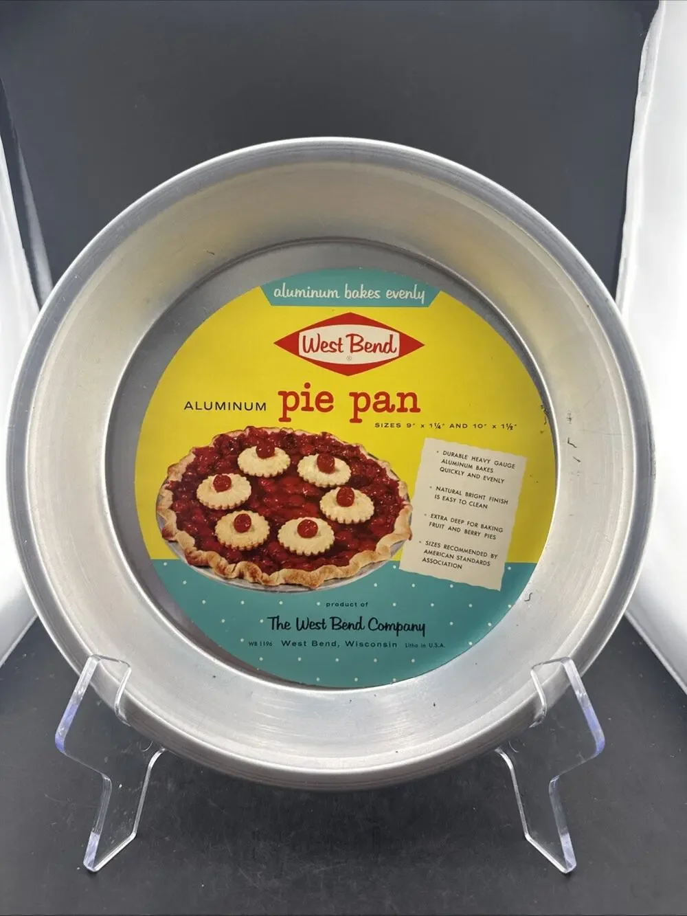 Vintage West Bend Aluminum Pie Pan 9” Deep Dish USA MCM Kitchenware NOS Label
